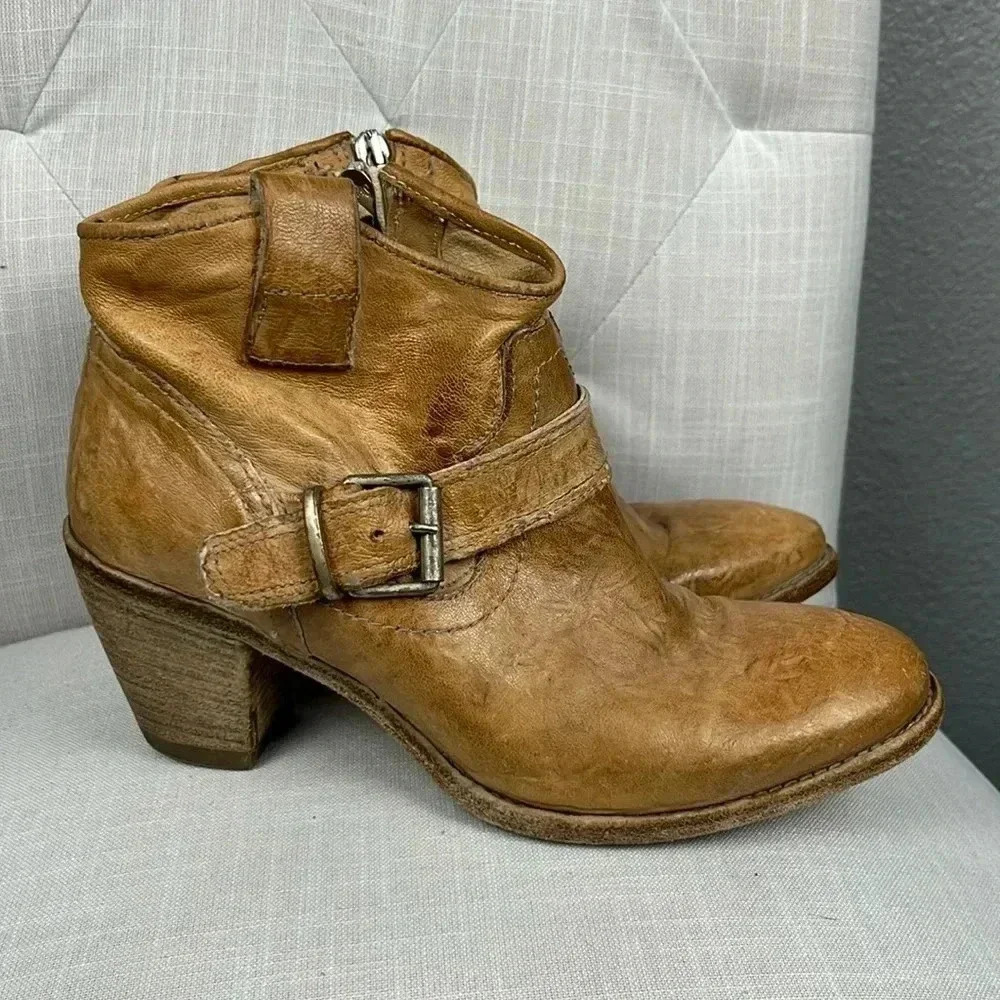 Steven by Steve Madden Brown Leather Boots Booties sz 8 Made in Italy Freebird